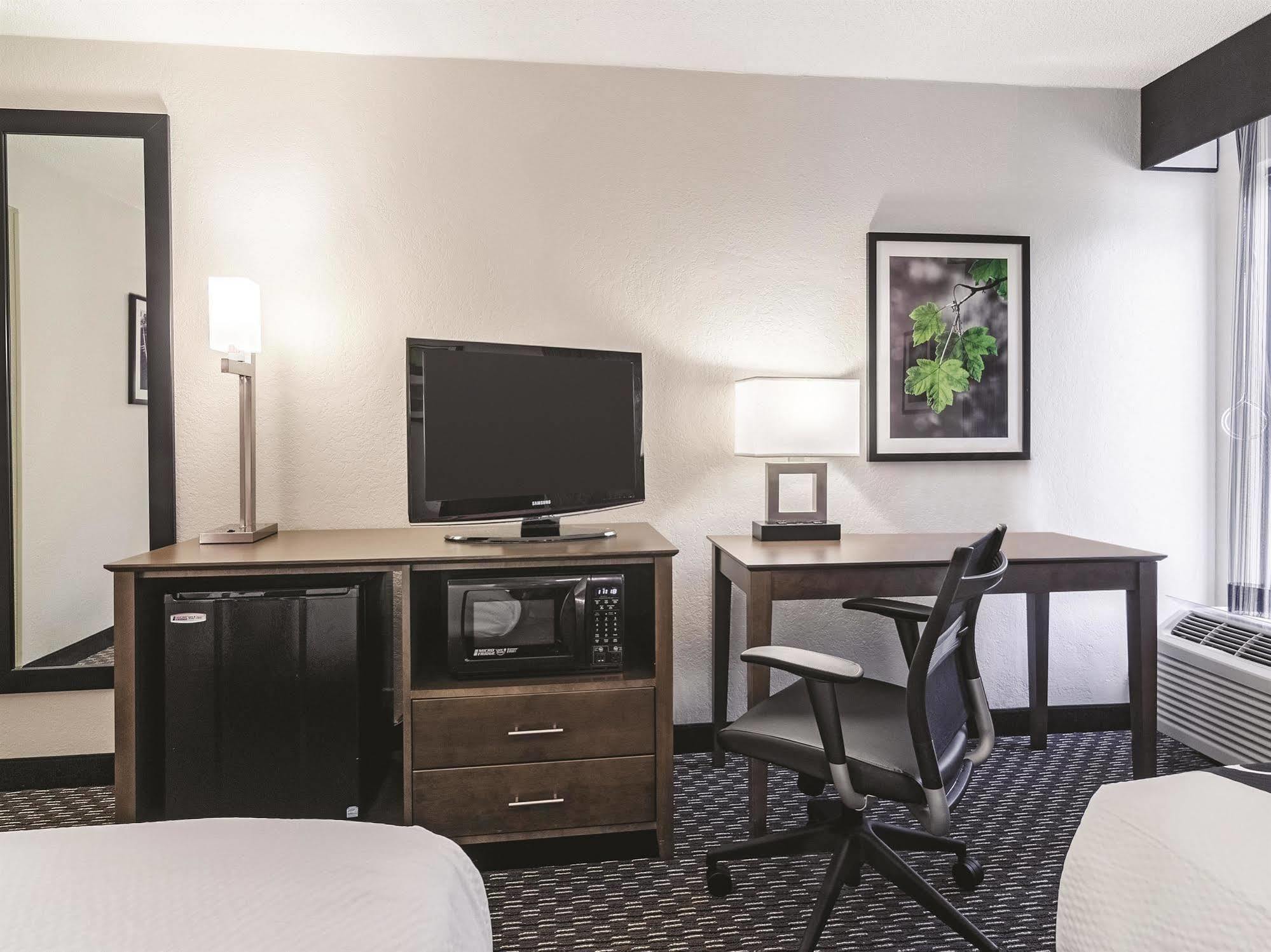La Quinta By Wyndham Myrtle Beach - N. Kings Hwy Exterior foto