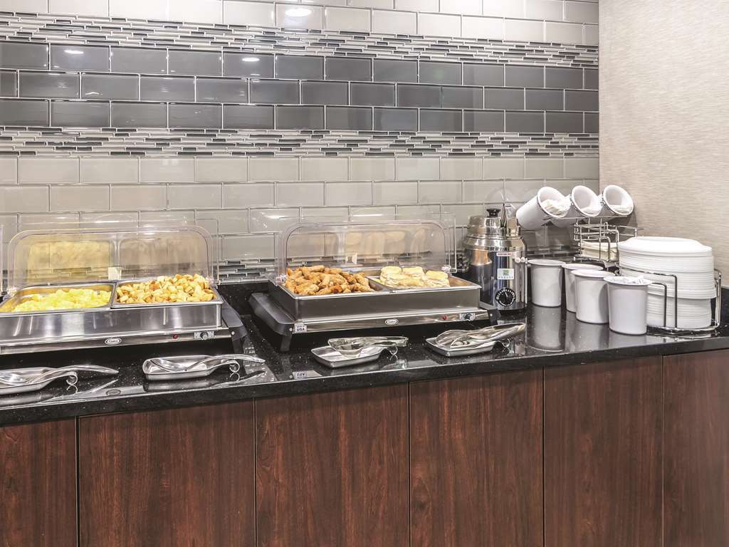 La Quinta By Wyndham Myrtle Beach - N. Kings Hwy Restaurante foto
